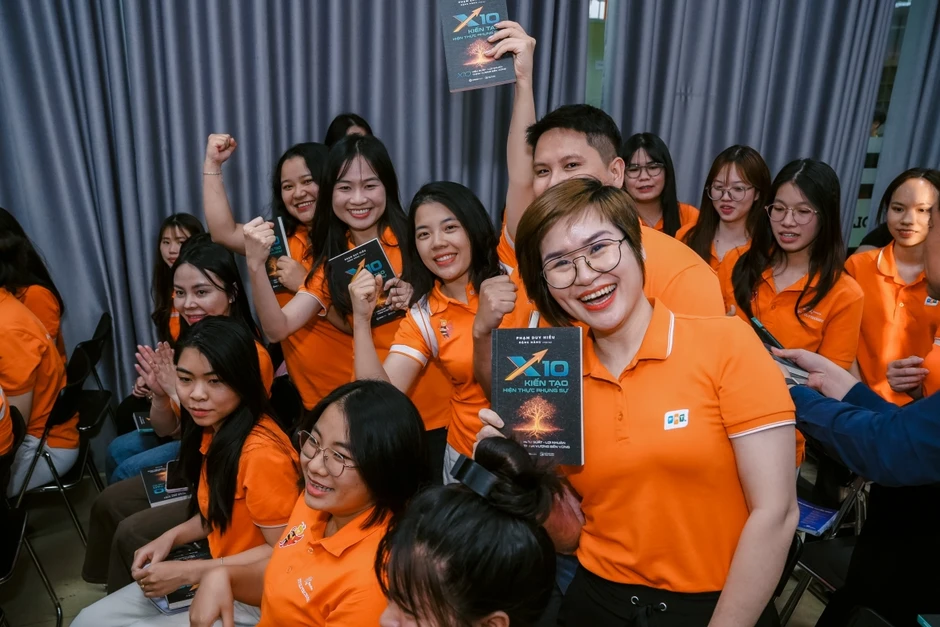 Khi người thầy được “nâng cấp” mỗi ngày, người hưởng lợi lớn nhất là người học