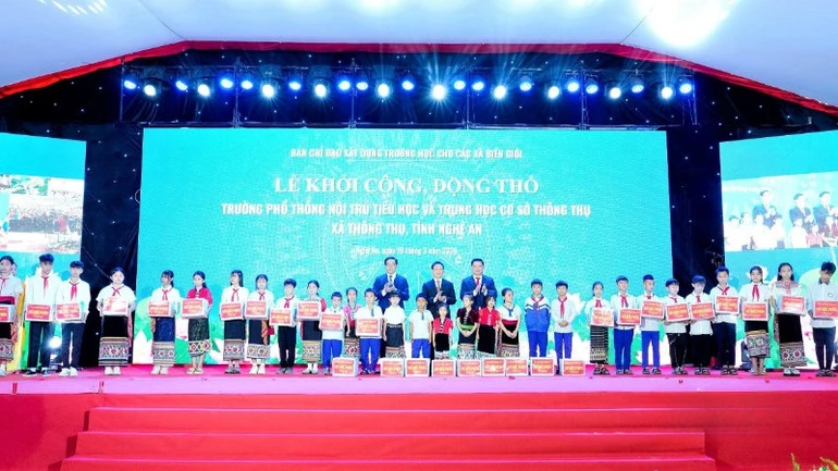 Khởi công trường phổ thông nội trú liên cấp vùng biên giai đoạn 2 tại Nghệ An Khởi công trường phổ thông nội trú liên cấp vùng biên giai đoạn 2 tại Nghệ An