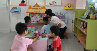 Không dạy trẻ biết đọc sớm mà giúp tự tin học tập suốt đời