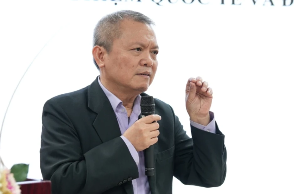 'Không ở đâu cho sinh viên học 6 năm ngành Y ra làm bác sĩ ngay'