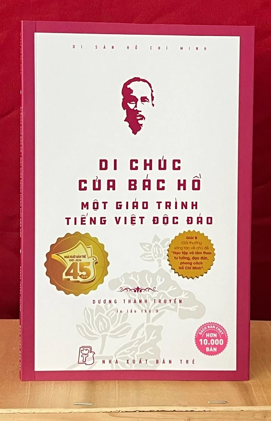 Kỷ niệm ngày sinh Bác Hồ, nhìn lại những tựa sách 'vạn bản' về Bác Kỷ niệm ngày sinh Bác Hồ, nhìn lại những tựa sách 'vạn bản' về Bác