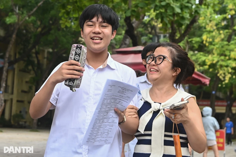 Ký ức thi lớp 10 của thế hệ 7-8X: Cả làng chỉ 5 người đỗ, lớp chọn cũng rớt Ký ức thi lớp 10 của thế hệ 7-8X: Cả làng chỉ 5 người đỗ, lớp chọn cũng rớt