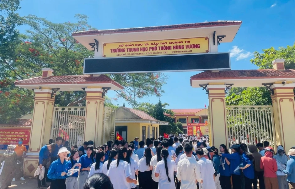 Lại xuất hiện thông tin về gian lận trong kỳ thi tốt nghiệp THPT tại Quảng Trị Lại xuất hiện thông tin về gian lận trong kỳ thi tốt nghiệp THPT tại Quảng Trị