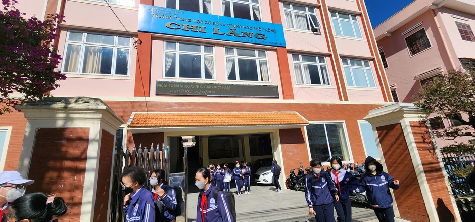 Lâm Đồng giảm áp lực tuyển sinh lớp 10: Xét tuyển vào trường THPT không chuyên Lâm Đồng giảm áp lực tuyển sinh lớp 10: Xét tuyển vào trường THPT không chuyên