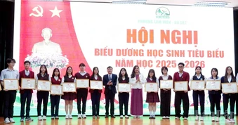 Lâm Đồng: Tuyên dương hơn 300 học sinh xuất sắc tại phường Lâm Viên-Đà Lạt