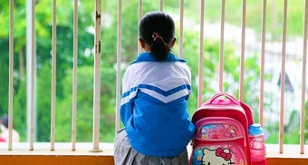 Lạm thu, dạy thêm sai quy định: Nhiều tỉnh, thành công khai đường dây nóng