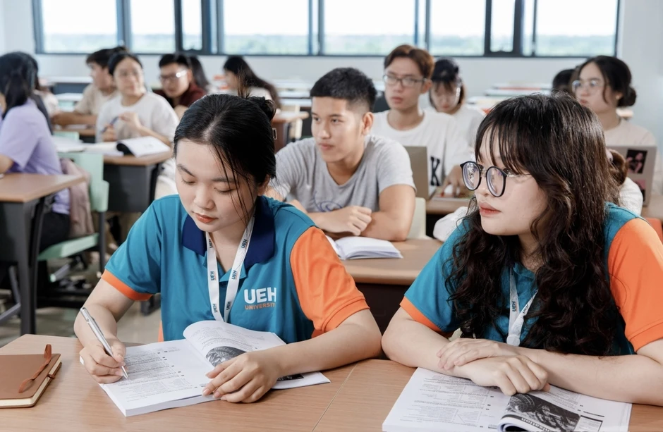 Lần đầu có quy định về nhà giáo hợp đồng toàn thời gian sau khi nghỉ hưu Lần đầu có quy định về nhà giáo hợp đồng toàn thời gian sau khi nghỉ hưu