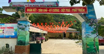 Lập sai danh sách học sinh để nhận cơm từ thiện, hiệu trưởng bị kỷ luật