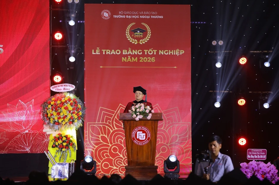 Lễ tốt nghiệp của thế hệ đồng hành cùng sự chuyển mình của Phân hiệu Trường Đại học Ngoại thương Lễ tốt nghiệp của thế hệ đồng hành cùng sự chuyển mình của Phân hiệu Trường Đại học Ngoại thương