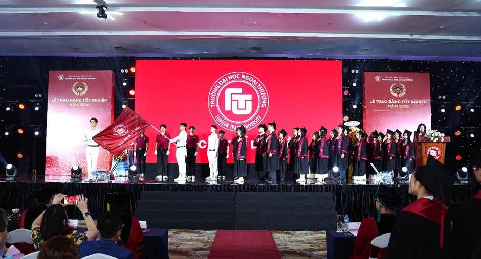 Lễ tốt nghiệp của thế hệ đồng hành cùng sự chuyển mình của Phân hiệu Trường Đại học Ngoại thương Lễ tốt nghiệp của thế hệ đồng hành cùng sự chuyển mình của Phân hiệu Trường Đại học Ngoại thương