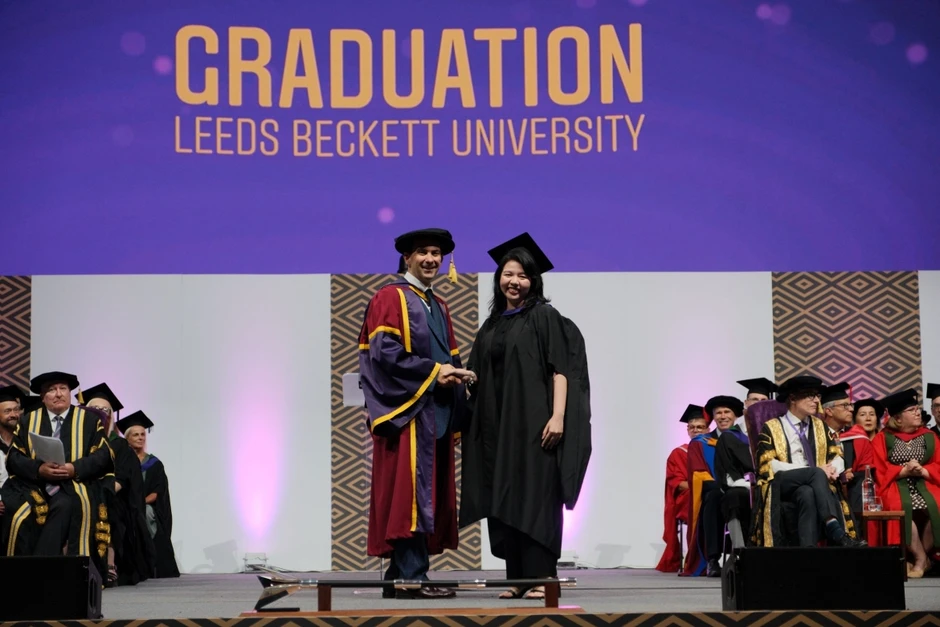 Leeds Beckett MBA: MBA chuẩn Anh Quốc, học tại Việt Nam, nhận bằng tại Anh