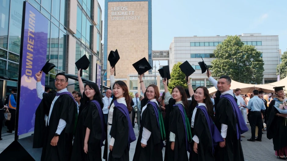 Leeds Beckett MBA: MBA chuẩn Anh Quốc, học tại Việt Nam, nhận bằng tại Anh