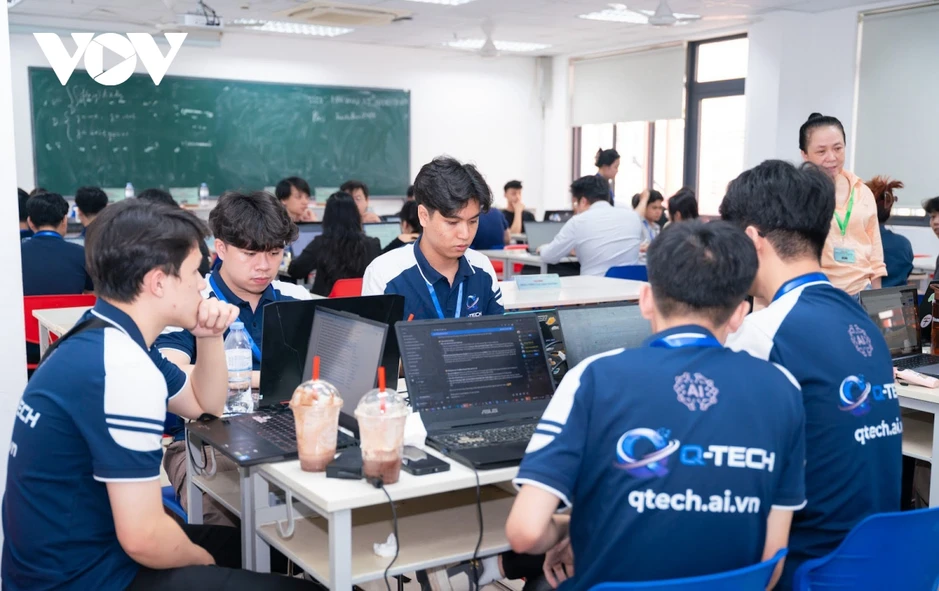 Lộ đề thi Cambridge, học sinh Việt Nam và nhiều nước phải thi lại vào ngày 9/6 Lộ đề thi Cambridge, học sinh Việt Nam và nhiều nước phải thi lại vào ngày 9/6