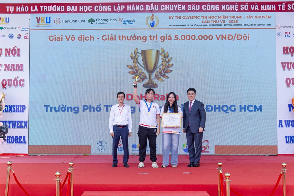 Lộ diện nhà vô địch Olympic Tin học miền Trung - Tây Nguyên 2026 Lộ diện nhà vô địch Olympic Tin học miền Trung - Tây Nguyên 2026