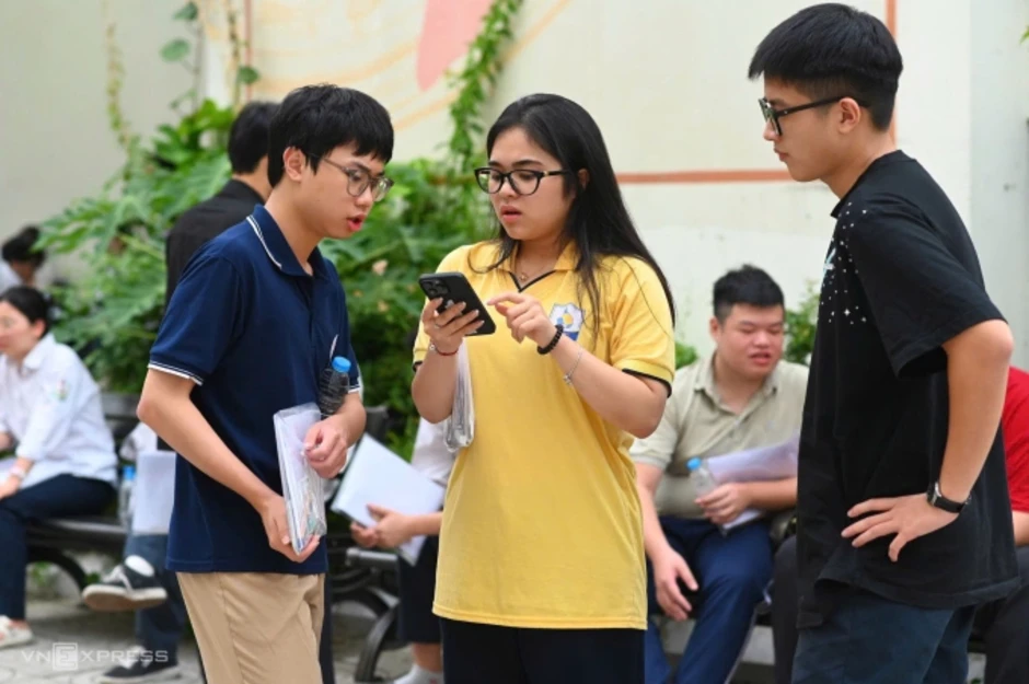 Loạt đại học ở Hà Nội bắt đầu nhận hồ sơ xét tuyển năm 2026 Loạt đại học ở Hà Nội bắt đầu nhận hồ sơ xét tuyển năm 2026