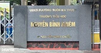 Loạt học sinh cùng lớp bị đau bụng bất thường: Nhà trường nói gì?