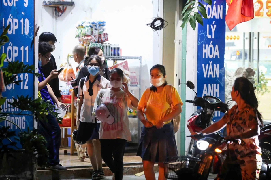 Loay hoay quản lý dạy thêm, học thêm Loay hoay quản lý dạy thêm, học thêm