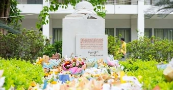 Lời đề tặng ý nghĩa của Đại tướng Võ Nguyên Giáp tại tượng đài ĐH Bách khoa