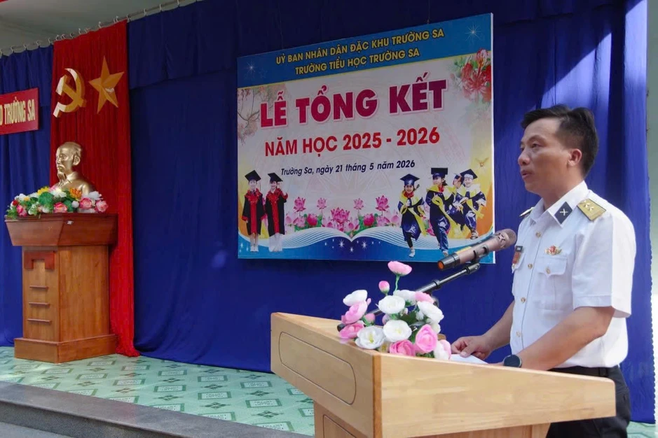 Lớp học giữa biển khơi: 100% học sinh Trường Sa xuất sắc năm học 2025 - 2026 Lớp học giữa biển khơi: 100% học sinh Trường Sa xuất sắc năm học 2025 - 2026