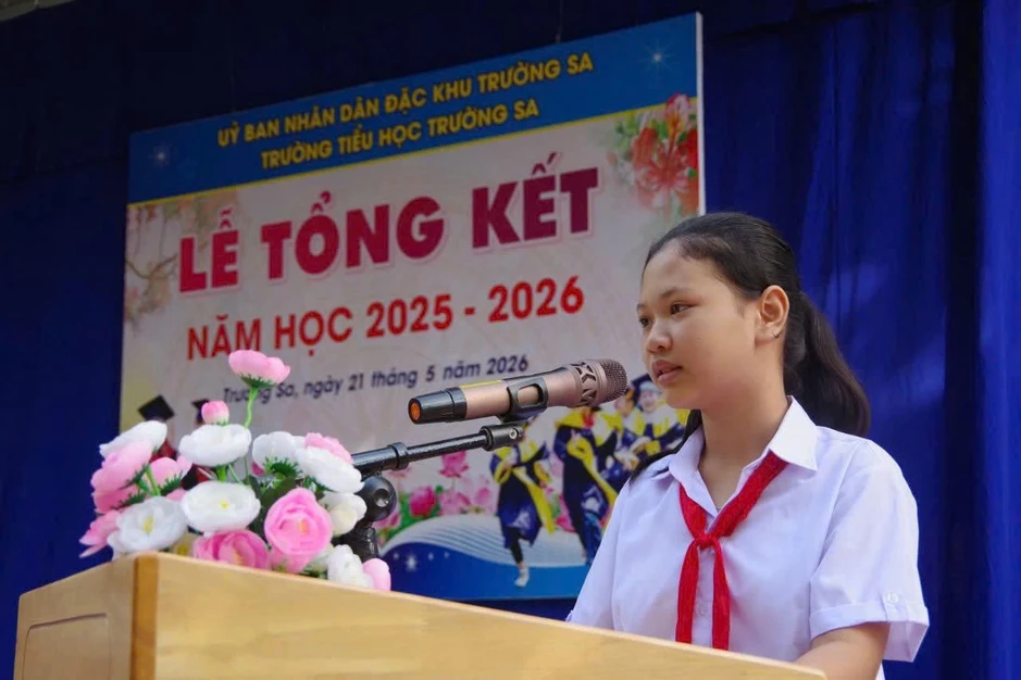 Lớp học giữa biển khơi: 100% học sinh Trường Sa xuất sắc năm học 2025 - 2026 Lớp học giữa biển khơi: 100% học sinh Trường Sa xuất sắc năm học 2025 - 2026