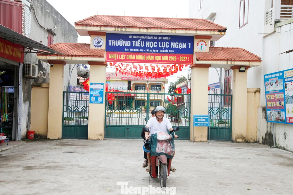 Lùm xùm việc bổ nhiệm hiệu trưởng sau sắp xếp trường học ở Bắc Ninh Lùm xùm việc bổ nhiệm hiệu trưởng sau sắp xếp trường học ở Bắc Ninh
