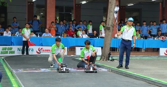 Mãn nhãn cuộc đua xe mô hình của sinh viên TPHCM