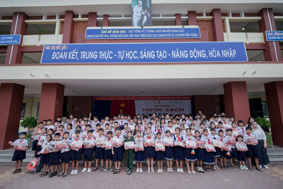 Mang nước sạch đến với hơn 700 học sinh Trường Tiểu học Minh Thạnh trước thềm năm học mới Mang nước sạch đến với hơn 700 học sinh Trường Tiểu học Minh Thạnh trước thềm năm học mới