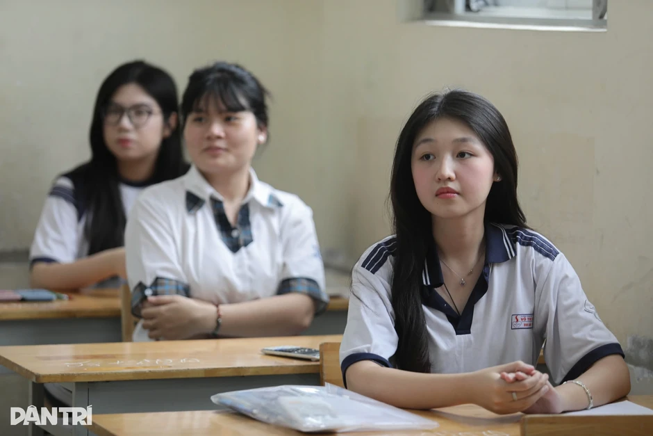 Mất 16 triệu đồng cải thiện IELTS do trường đại học “đổi luật” giờ chót Mất 16 triệu đồng cải thiện IELTS do trường đại học “đổi luật” giờ chót