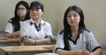 Mất 16 triệu đồng cải thiện IELTS do trường đại học “đổi luật” giờ chót