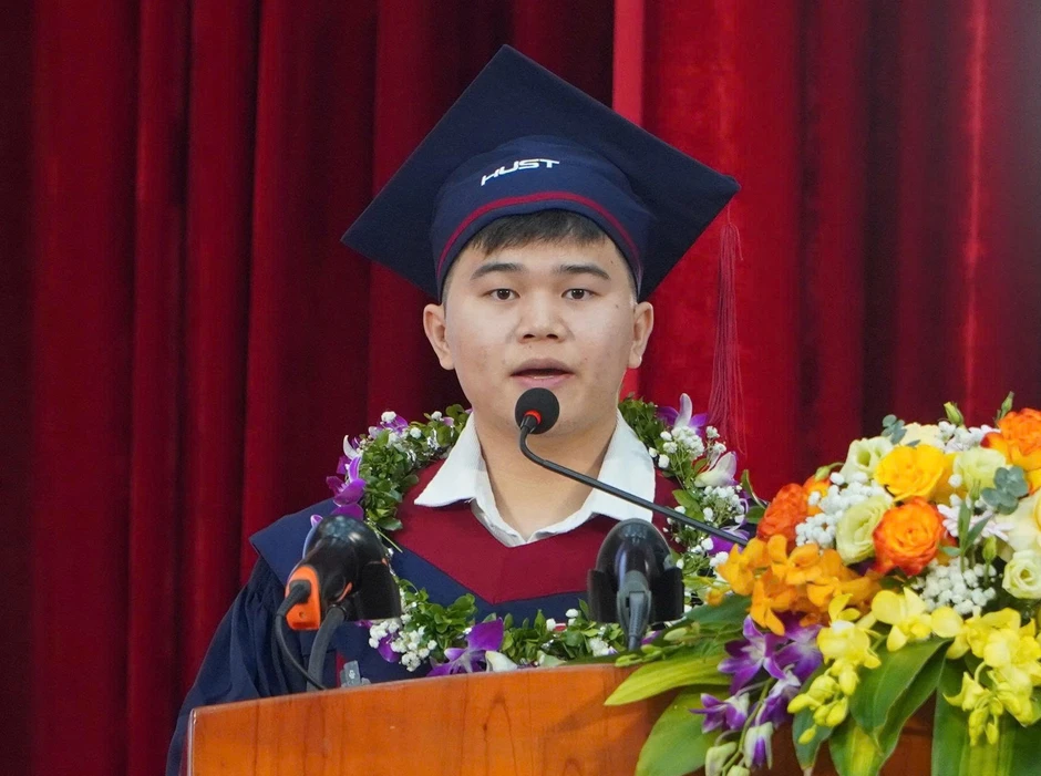 Mẹ đơn thân làm rẫy, nuôi con tốt nghiệp thủ khoa Bách khoa Hà Nội Mẹ đơn thân làm rẫy, nuôi con tốt nghiệp thủ khoa Bách khoa Hà Nội
