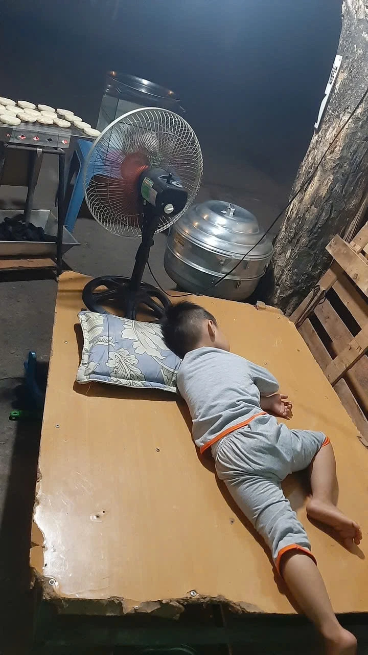 Mê kiếm tiền, nam sinh 9 tuổi quyết tâm khởi nghiệp dù 2 lần thất bại Mê kiếm tiền, nam sinh 9 tuổi quyết tâm khởi nghiệp dù 2 lần thất bại