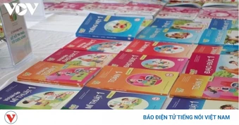 Miễn phí SGK trên toàn quốc từ năm học 2029–2030
