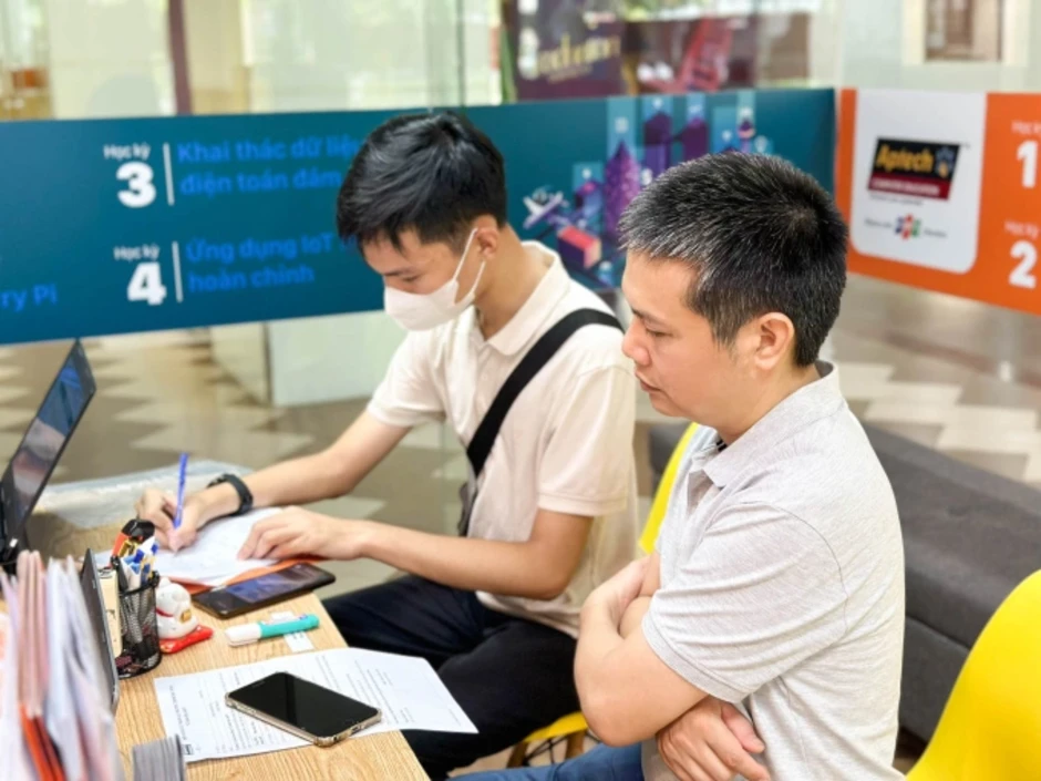 Mô hình 'học nhanh, ra nghề sớm' từ Viện Đào tạo quốc tế FPT Mô hình 'học nhanh, ra nghề sớm' từ Viện Đào tạo quốc tế FPT