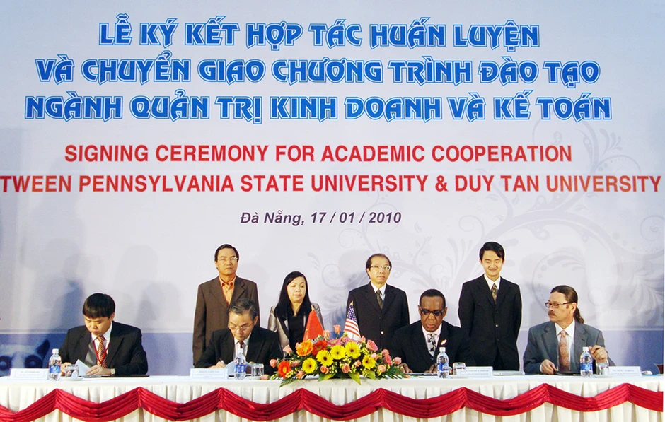 Môi trường học tập sáng tạo xây dựng Thương hiệu cá nhân cho sinh viên Kinh tế - Quản trị ở DTU Môi trường học tập sáng tạo xây dựng Thương hiệu cá nhân cho sinh viên Kinh tế - Quản trị ở DTU