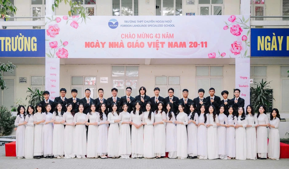 Một lớp có loạt thủ khoa, 95% đạt điểm SAT từ 1.500 Một lớp có loạt thủ khoa, 95% đạt điểm SAT từ 1.500