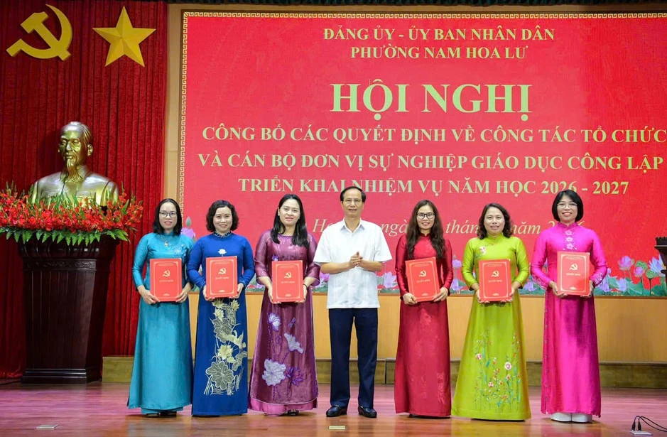 Một phường có 11 hiệu trưởng, phó hiệu trưởng xin xuống làm giáo viên Một phường có 11 hiệu trưởng, phó hiệu trưởng xin xuống làm giáo viên
