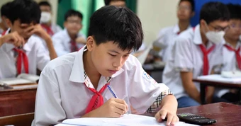 Một suy nghĩ rất dễ khiến học sinh Hà Nội năm nay "sảy chân" khi đăng ký NV: Từ chọn trường dễ thở bỗng rơi vào "chảo lửa" tuyển sinh!