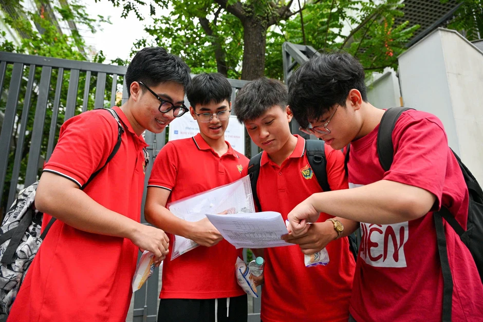 Một thí sinh đỗ Y khoa của Trường Đại học Y Hà Nội được cộng tới 3,46 điểm Một thí sinh đỗ Y khoa của Trường Đại học Y Hà Nội được cộng tới 3,46 điểm