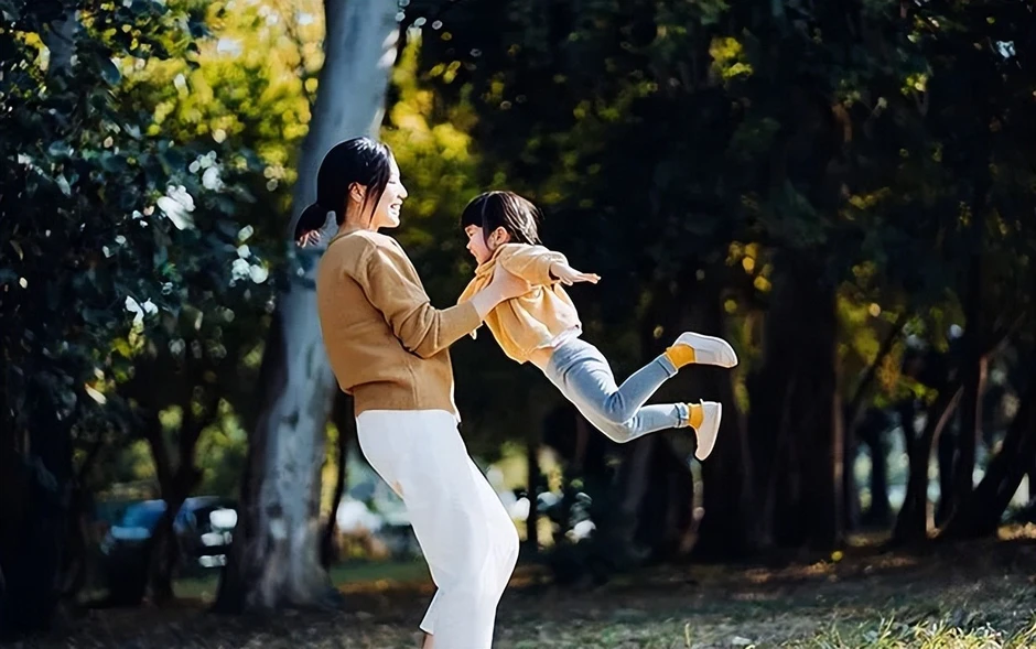 Muốn biết tương lai con cái có hiếu thảo không, chỉ cần nhìn vào 4 dấu hiệu này: Nếu con bạn có đủ thì xin chúc mừng Muốn biết tương lai con cái có hiếu thảo không, chỉ cần nhìn vào 4 dấu hiệu này: Nếu con bạn có đủ thì xin chúc mừng