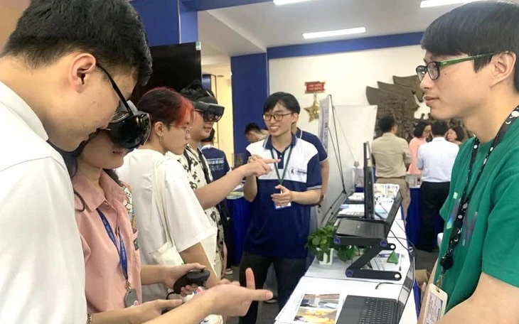 Muốn mở chương trình đại học phải có tối thiểu 7 tiến sĩ, siết mạnh chuẩn đào tạo Muốn mở chương trình đại học phải có tối thiểu 7 tiến sĩ, siết mạnh chuẩn đào tạo