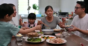 Muốn nhìn rõ "tầng lớp" của một gia đình, hãy đến nhà họ ăn một bữa là biết…