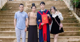 Nam sinh đỗ sĩ quan pháo binh, cả làng mở tiệc mừng khiến dân mạng xúc động