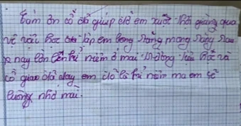 Nam sinh mặc quần rách đi nhận giấy khen, cô giáo bất ngờ làm điều xúc động