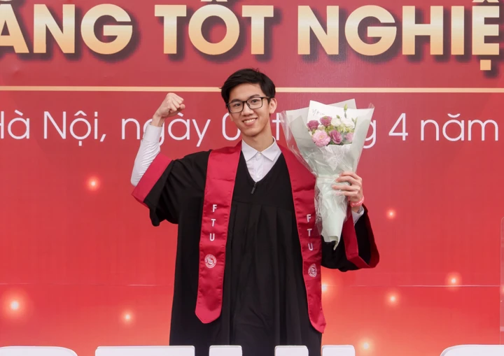 Nam sinh Ngoại thương tốt nghiệp xuất sắc, đón đầu "giao điểm" Kinh tế và AI Nam sinh Ngoại thương tốt nghiệp xuất sắc, đón đầu "giao điểm" Kinh tế và AI