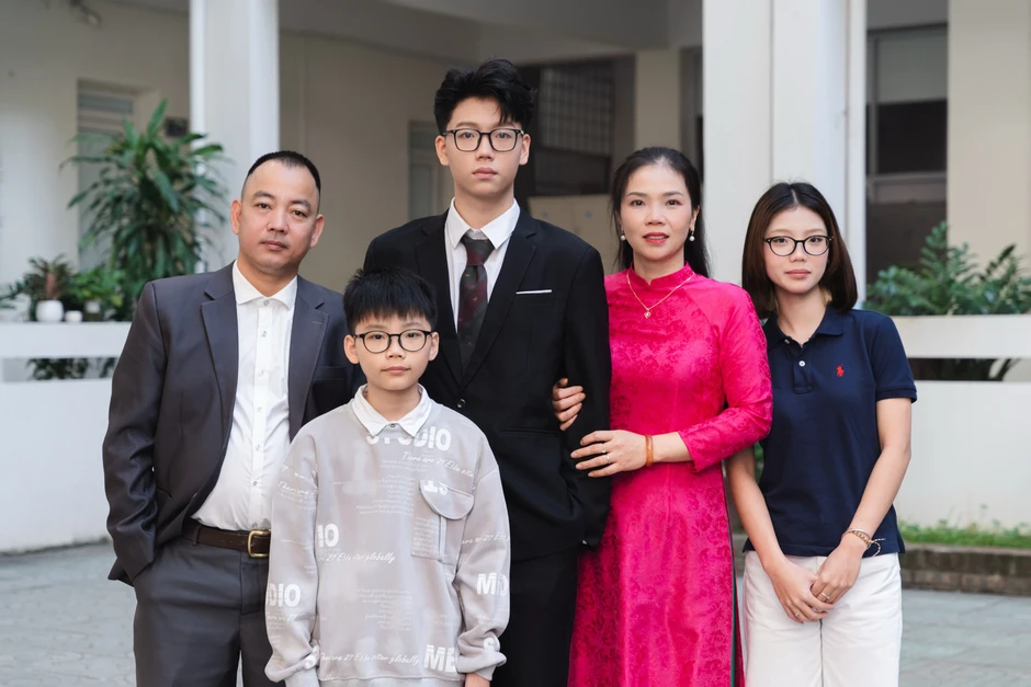 Nam sinh nhận học bổng hơn 11 tỷ đồng sau 14 lần bị từ chối Nam sinh nhận học bổng hơn 11 tỷ đồng sau 14 lần bị từ chối