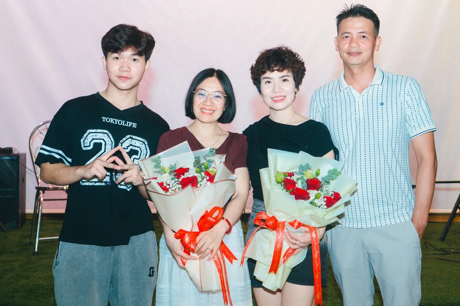 Nam sinh ở Hưng Yên vào chung kết Olympia, hé lộ lá thư đặc biệt gửi cô giáo