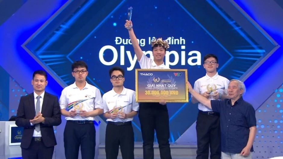 Nam sinh Phú Thọ giành vé vào chung kết Olympia đúng ngày Giỗ Tổ