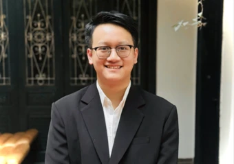 Nam sinh trường Ams giành học bổng 12 tỷ đồng sau gần 300 bản nháp bài luận