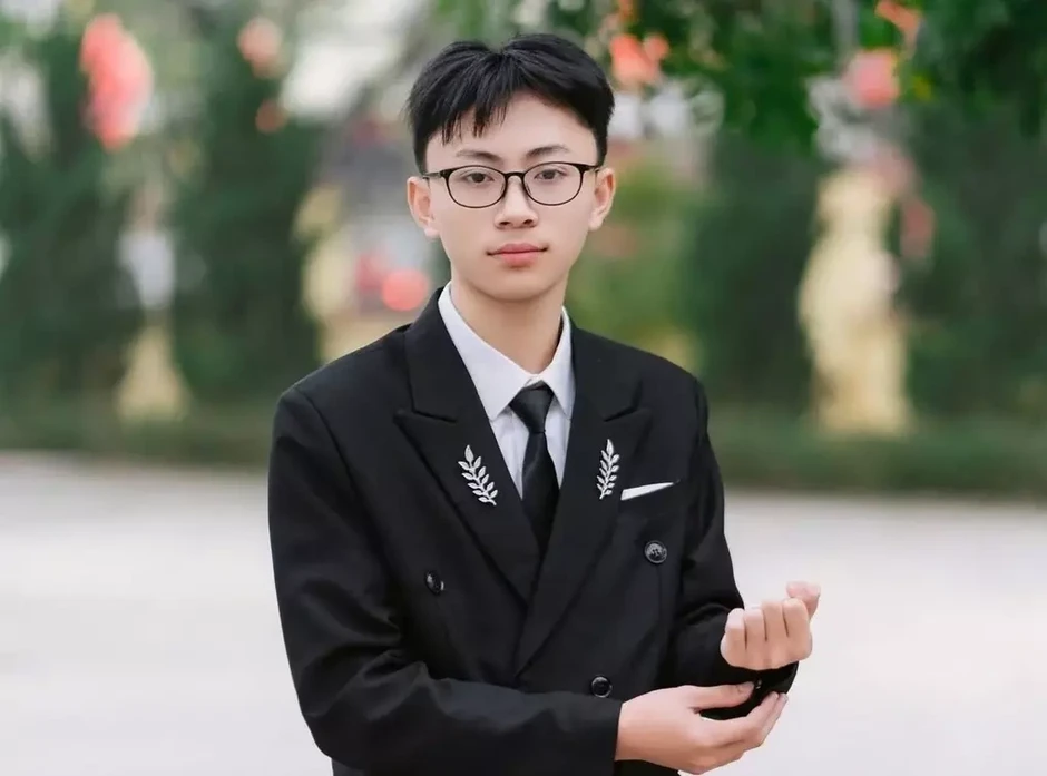 Nam sinh 'trường làng' thành á khoa toàn quốc Nam sinh 'trường làng' thành á khoa toàn quốc