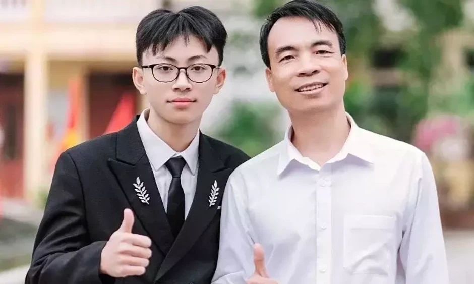 Nam sinh 'trường làng' thành á khoa toàn quốc Nam sinh 'trường làng' thành á khoa toàn quốc